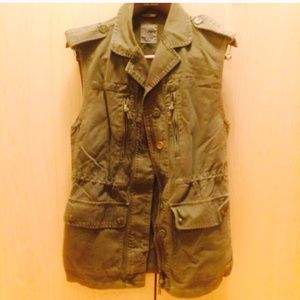 Zara Army Green Utility Vest