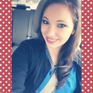 Meet your Posher, Whitney