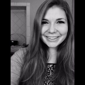 Meet your Posher, Elisaberh