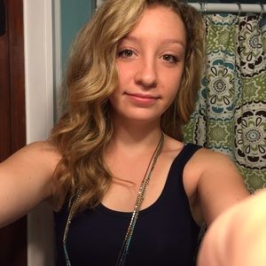 Meet your Posher, Molly