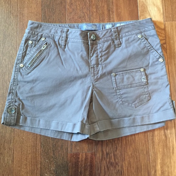 Miss Me Shorts Size 27