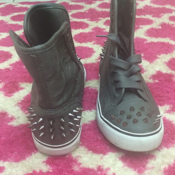💥SPIKED HIGH TOPS💥 - Picture 2 of 3