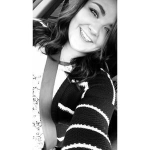 Meet your Posher, Danielle