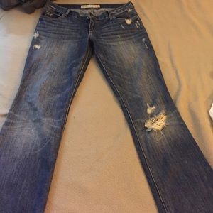 Distressed hollister jeans boot cut size 5L