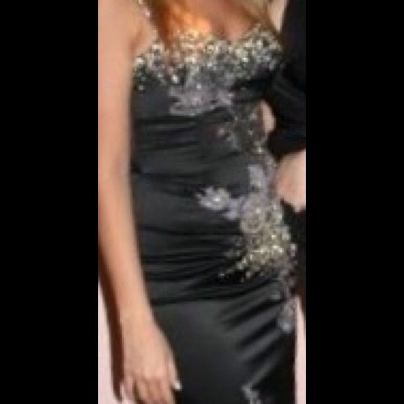 Mandalay Size 4 dress