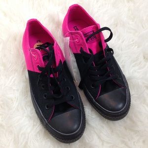 hot pink and black converse