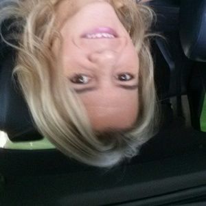 Meet your Posher, Shari