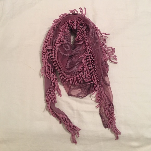 Chan Luu scarf