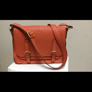 Nice color crossbody, new