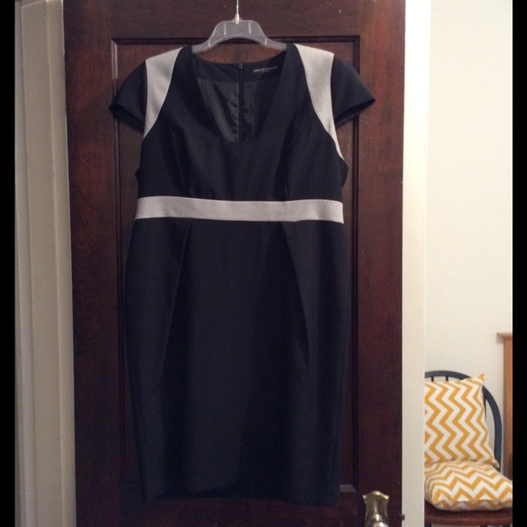 Beautiful, structured, lined dress