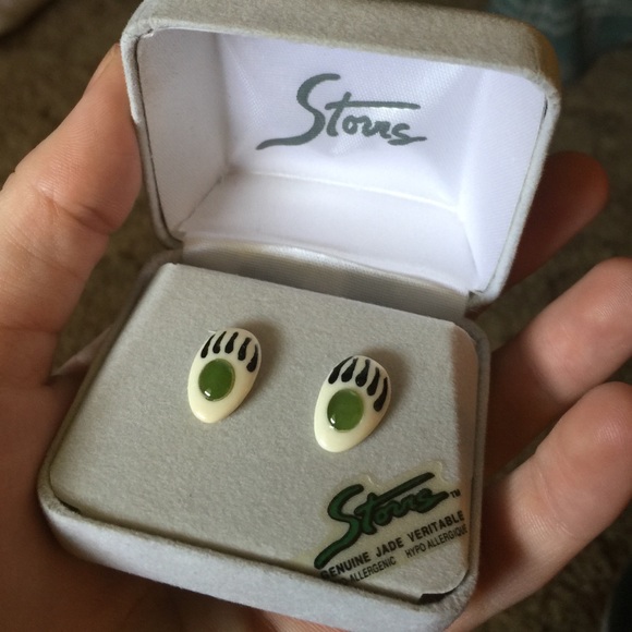 Jade Bear Paw Earrings