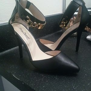 Ankle strapped heels size 8