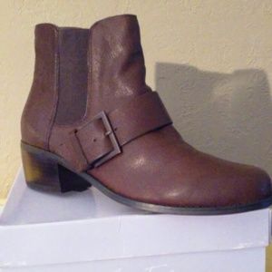 NWT Marc Fisher Brown leather boots sz 8.5