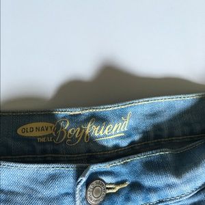 Old Navy boyfriend shorts.