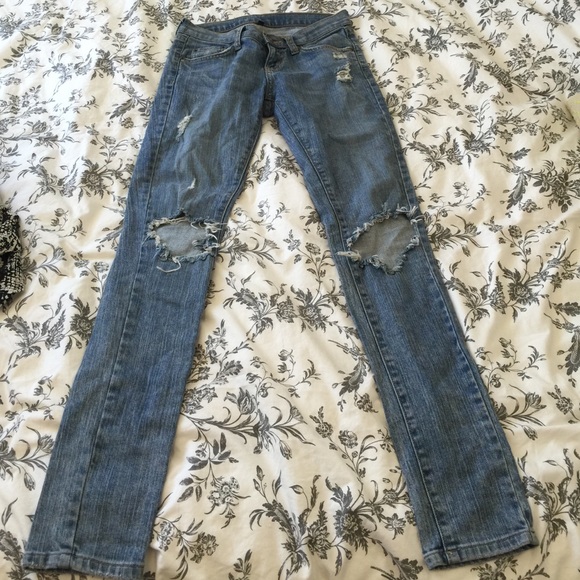 LF Carmar ripped jeans