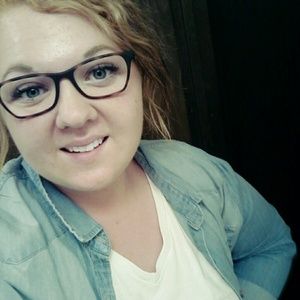 Meet your Posher, Natalie