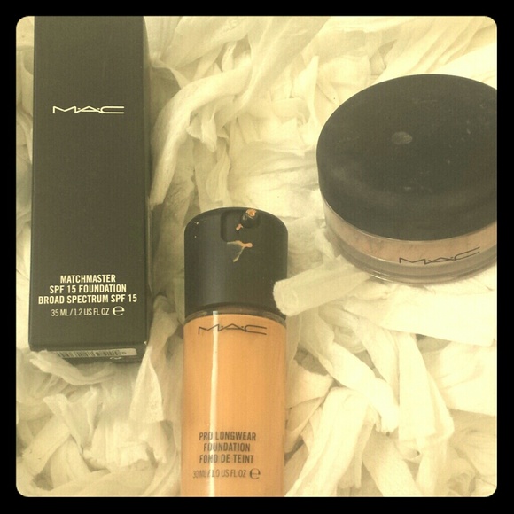 Mac foundations & loose powder
