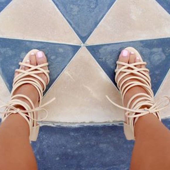 Minnie-04 tan