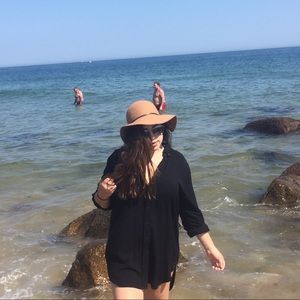 Meet your Posher, Sam