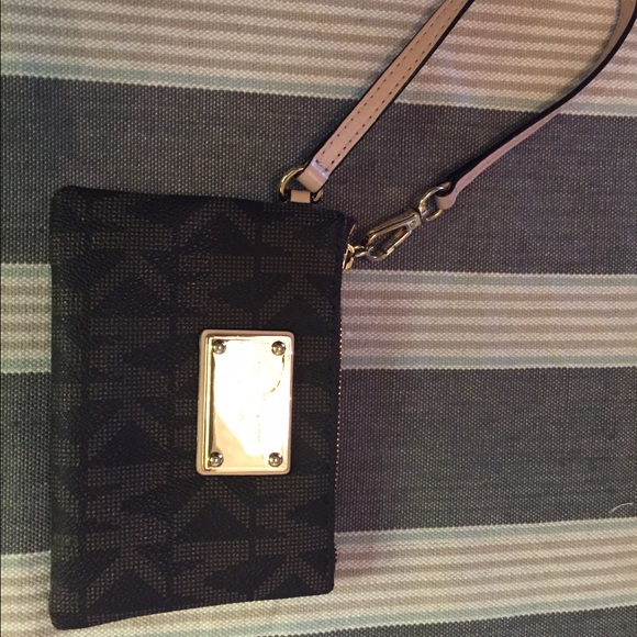 Michael Kors coin and card clutch!