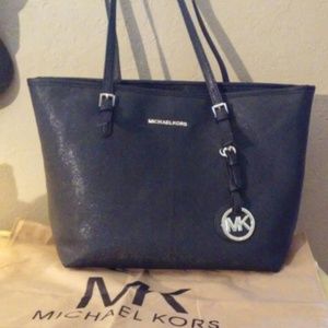 Michael Kors Jet Set Black tote