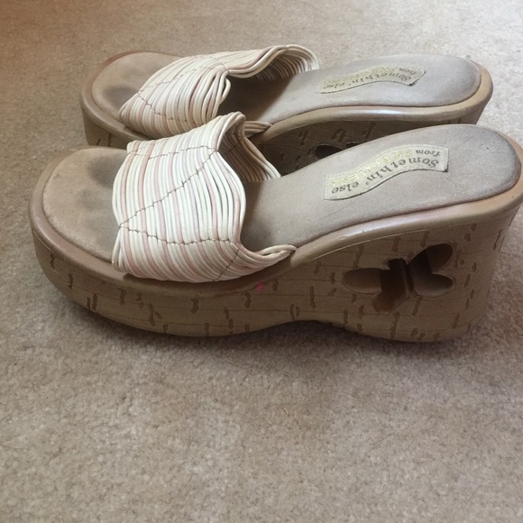 Butterfly wedges