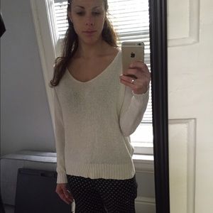 Brandy Melville V Neck Off White Knit Sweater