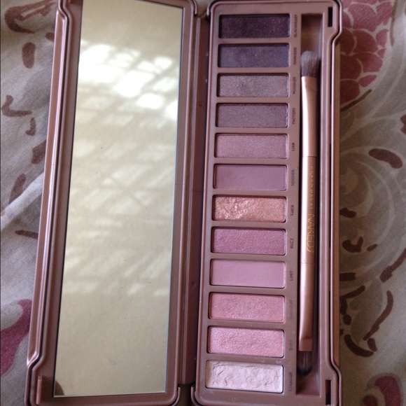 Authentic Naked 3 palette