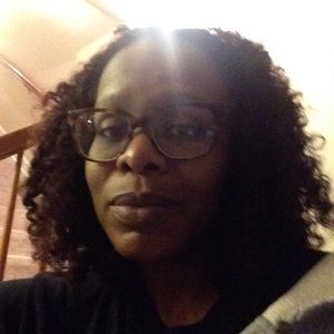 Meet your Posher, Adriane