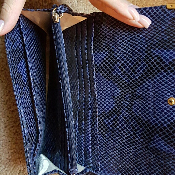 Michael kors wallet - Picture 3 of 3