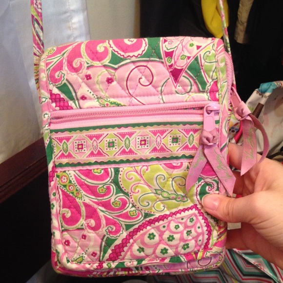 Vera Bradley Crossbody.
