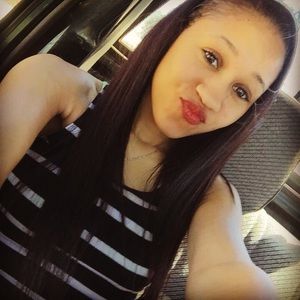 Meet your Posher, Helen