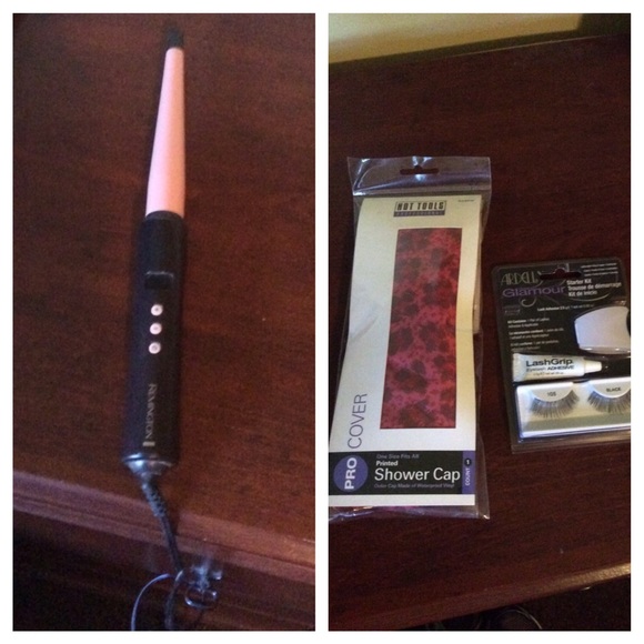 🎀Girly Bundle🎀The wand, eyelashes, shower cap.