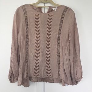 beautifully detailed long sleeve drapey shirt