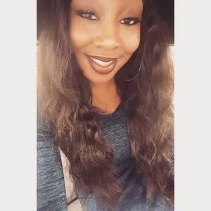 Meet your Posher, Destinee