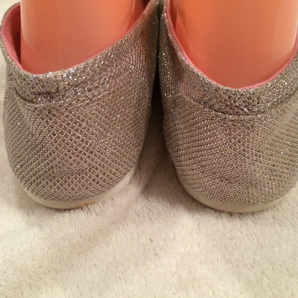 NWOT -Shiny Silver Canvas Shoes - Picture 2 of 4