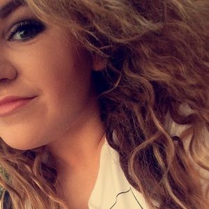 Meet your Posher, Whitley