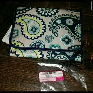 I-Pad Case /Organizer Thirty-One "Fold-It-Up" NWT