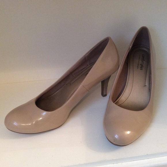 nude shoes payless