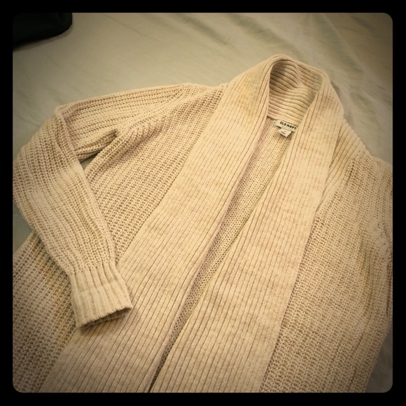 💰SOLD💰Old Navy chunky knit open cardigan