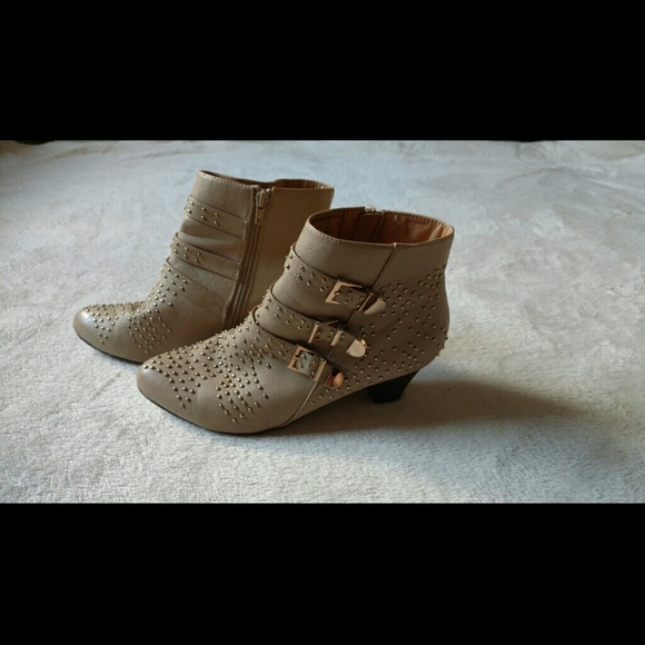 On hold nude studded booties
