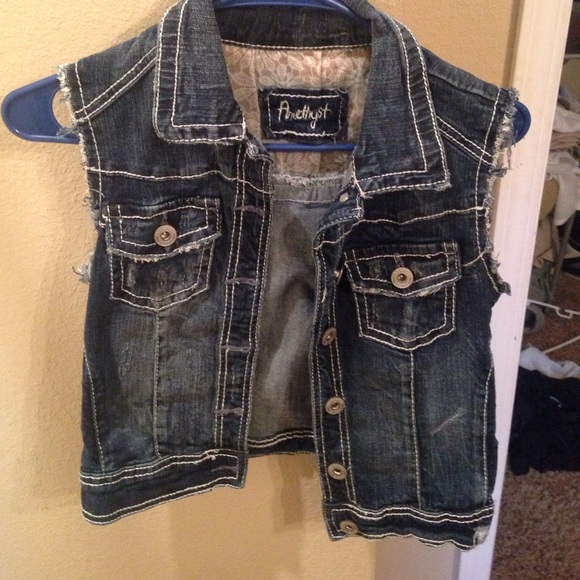 Jean jacket only wore for a few hours