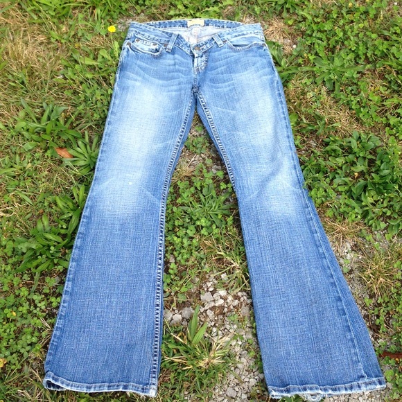 BKE by Buckle Starlight Stretch Boot Cut Jeans