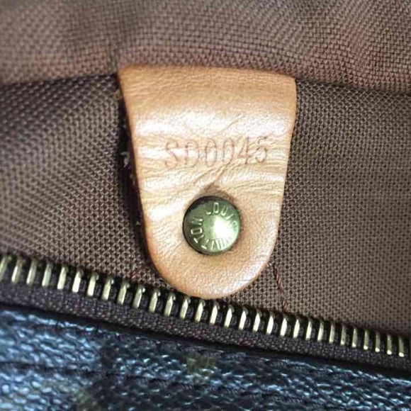 Authentic LV SPEEDY 30