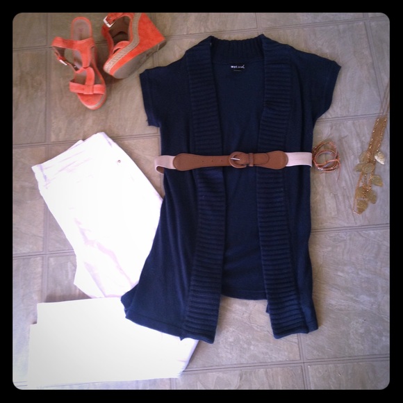 Belted cardigan vest