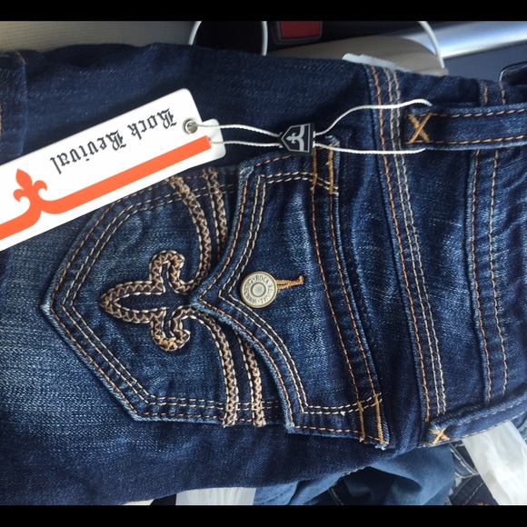 Rock revival Stephan shorts