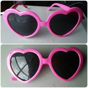 Heart shape sun glasses