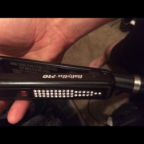 SOLD ON Ⓜ️ercari BaByliss Pro straightener