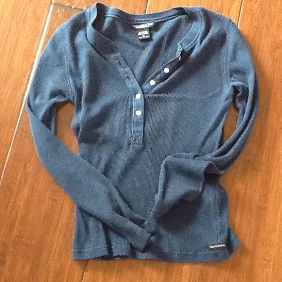 Long sleeve Abercrombie top