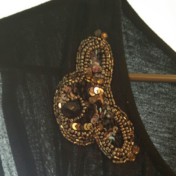 Top - Picture 2 of 3